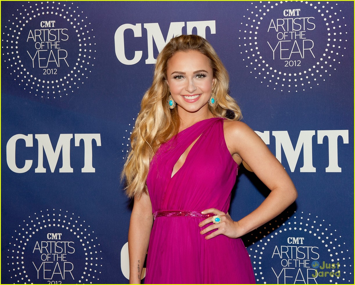 Hayden Panettiere: CMT Artists of the Year 2012