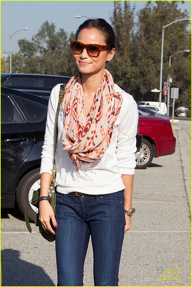 Jamie Chung: Splendid Shopper