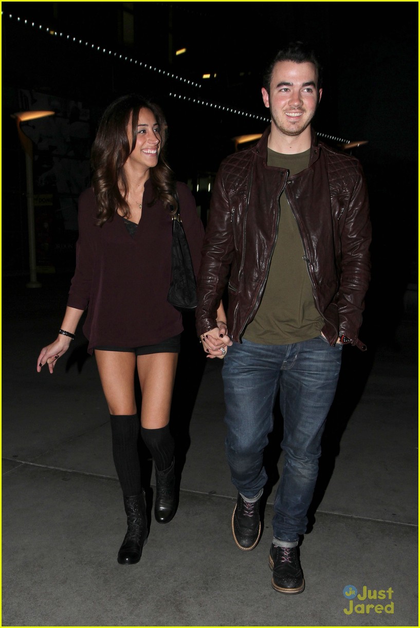 Kevin & Danielle Jonas: Movie Date Night