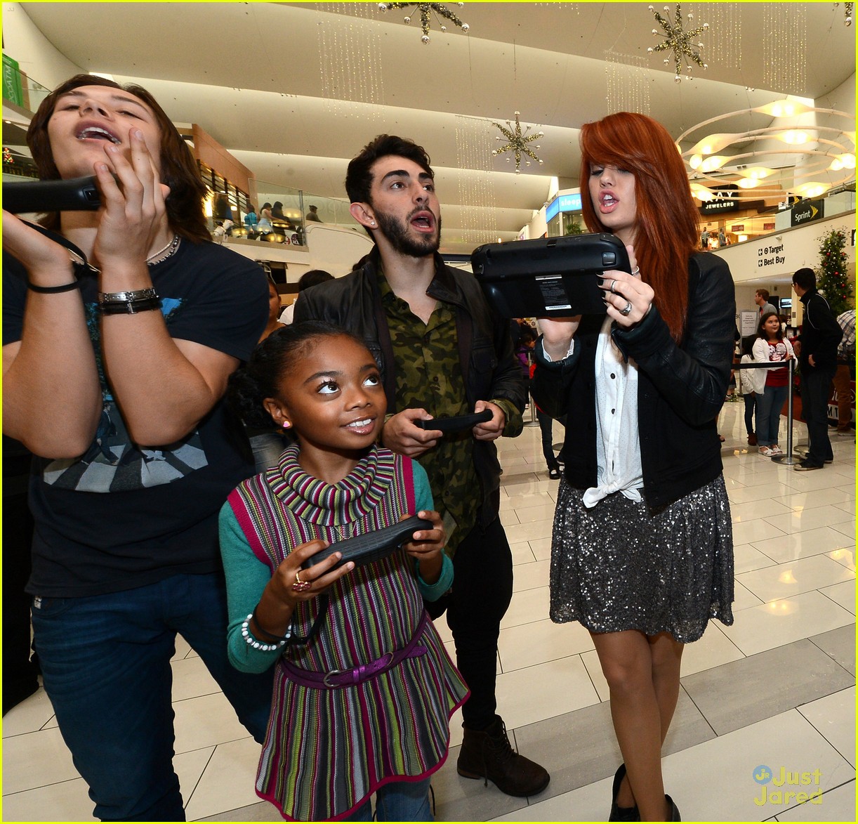 'Kickin' It' Cast: Wii U Showdown with 'Jessie'