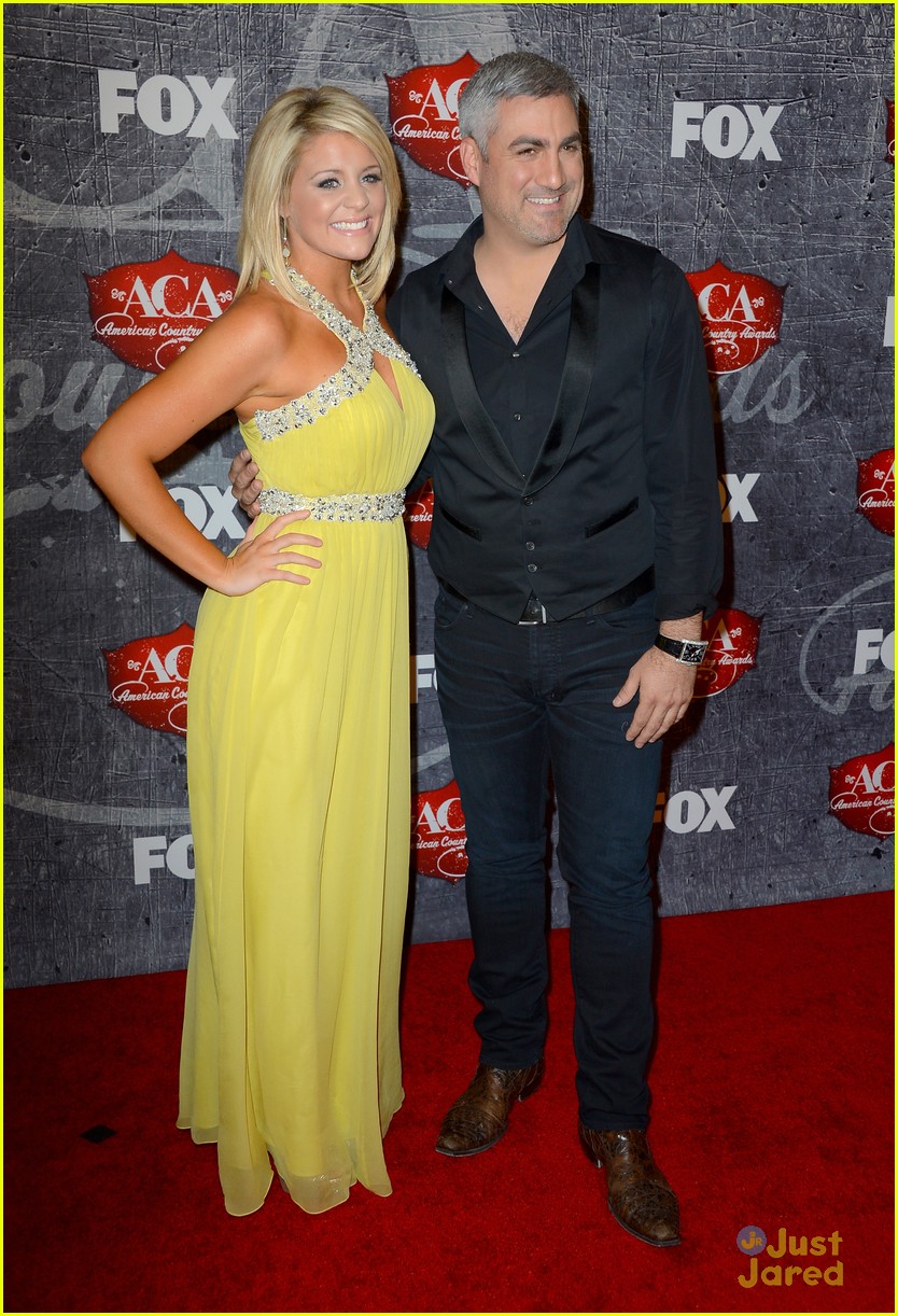 Lauren Alaina: American Country Awards 2012 Winner!