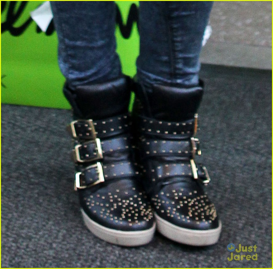 Lucy Hale: Sam Edelman Shoe Shopper