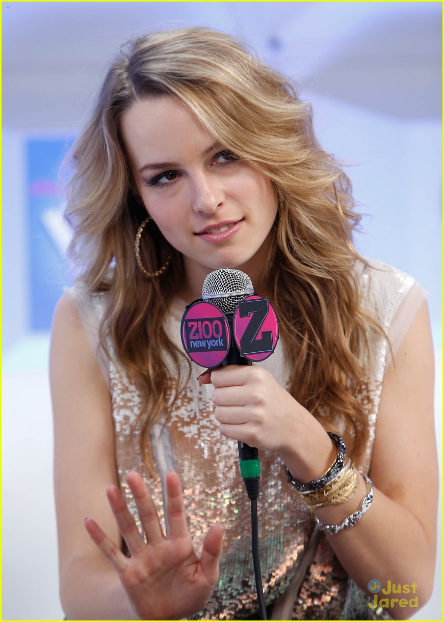 Bridgit Mendler: Red Hot for Tampa's Jingle Ball 2012