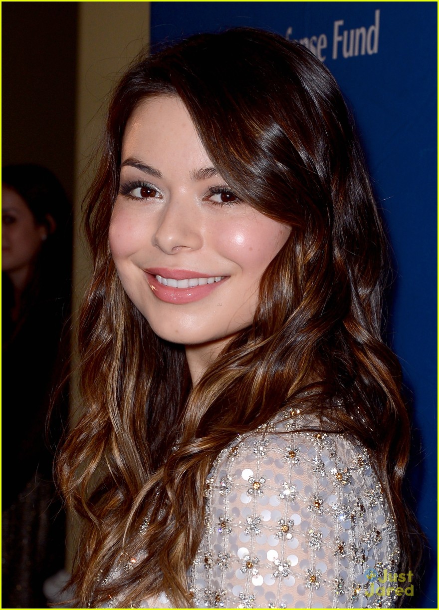Miranda Cosgrove: Beat The Odds Awards 2012