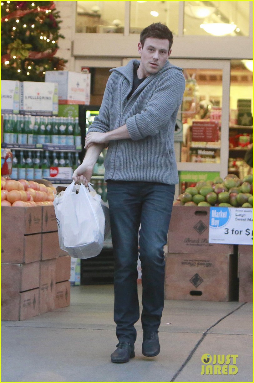 Cory Monteith: Bristol Farms Shopper