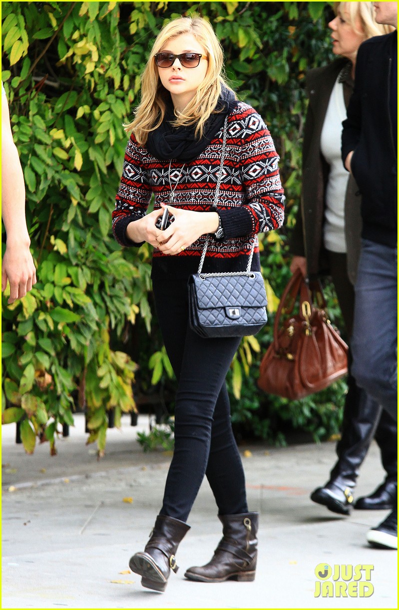 Chloe Moretz: Lunch Date with Mom
