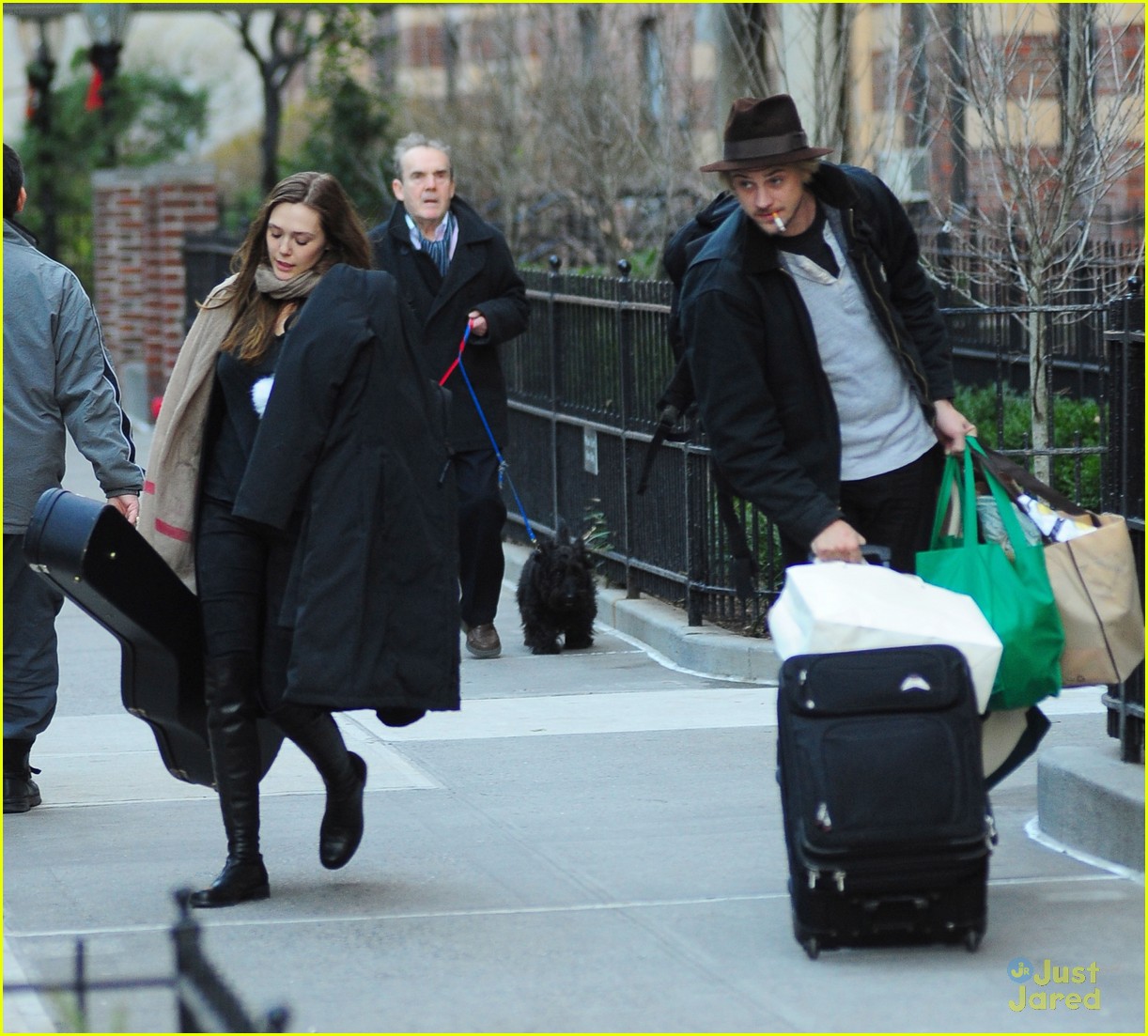 Elizabeth Olsen: Hotel Check Out with Boyd Holbrook