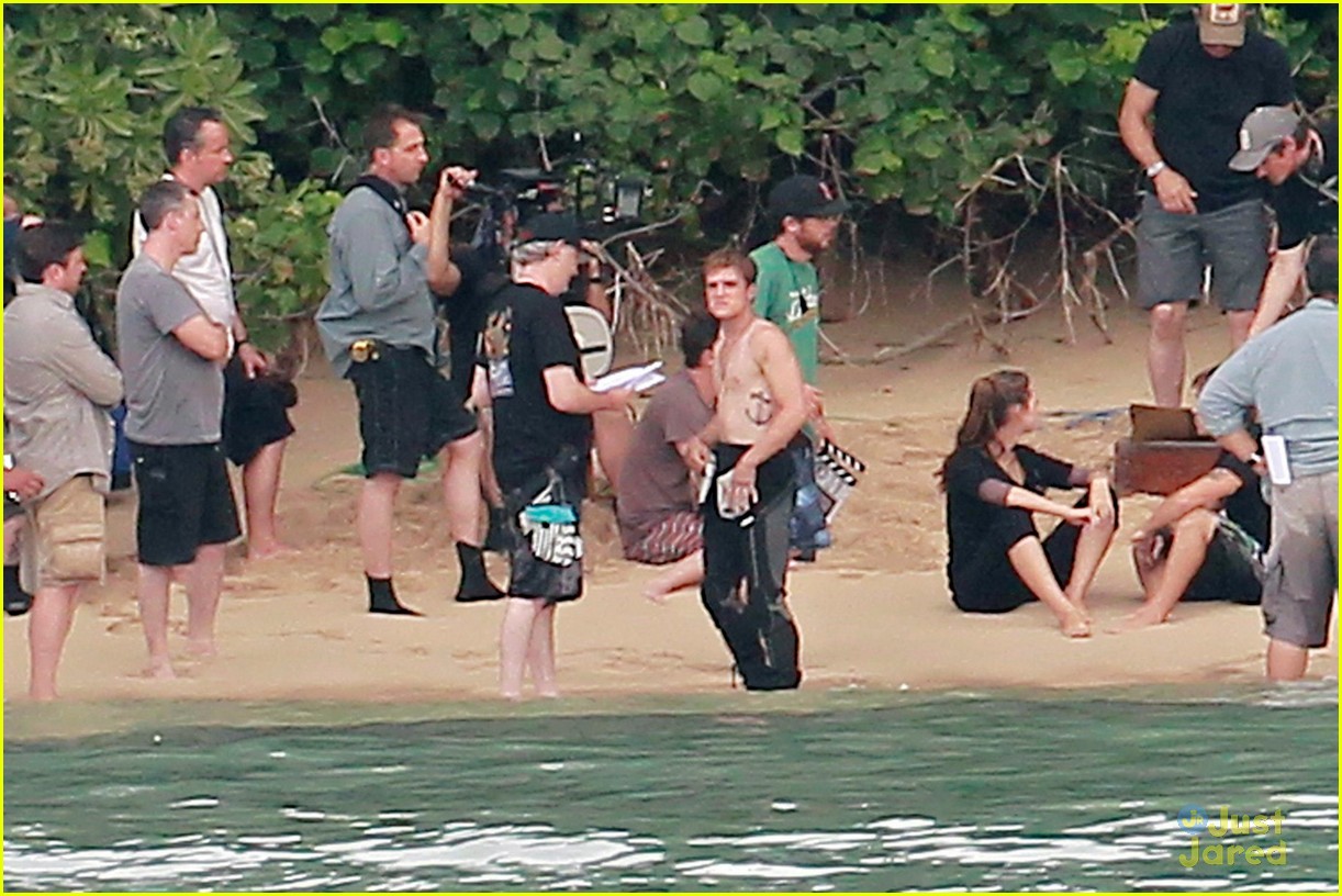 Josh Hutcherson: Shirtless in the Sand with Jennifer Lawrence