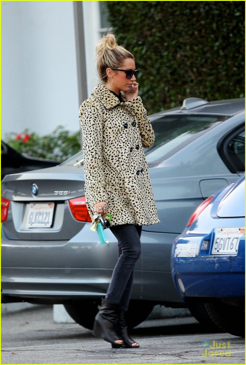 Ashley Tisdale: Gym Before Business Meeting