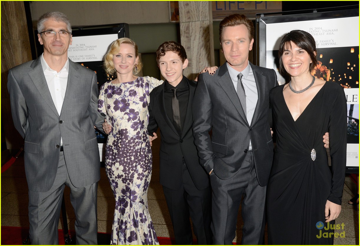 Tom Holland: 'The Impossible' Premiere