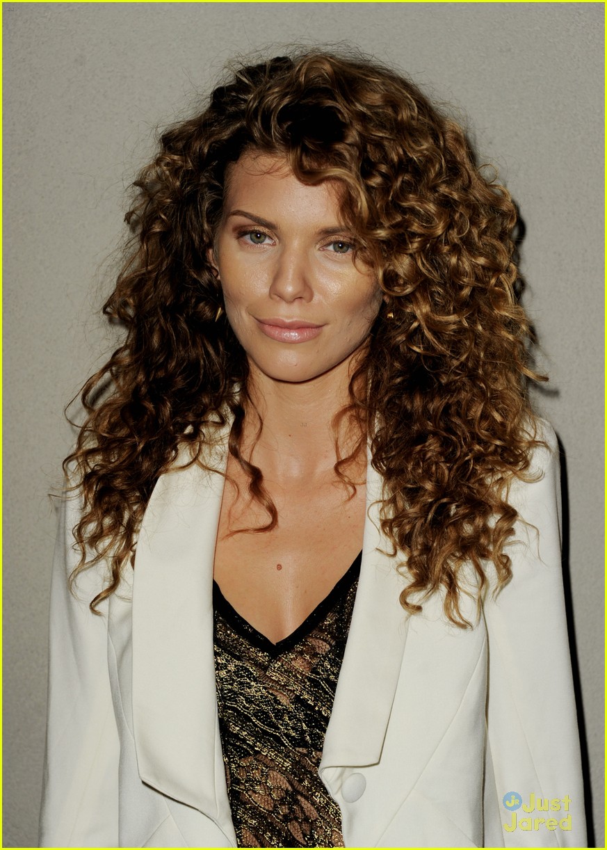 AnnaLynne McCord: 'Spartacus: War of the Damned' Premiere