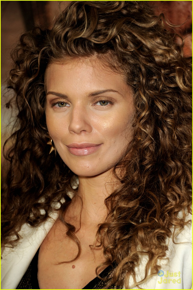 AnnaLynne McCord: 'Spartacus: War of the Damned' Premiere