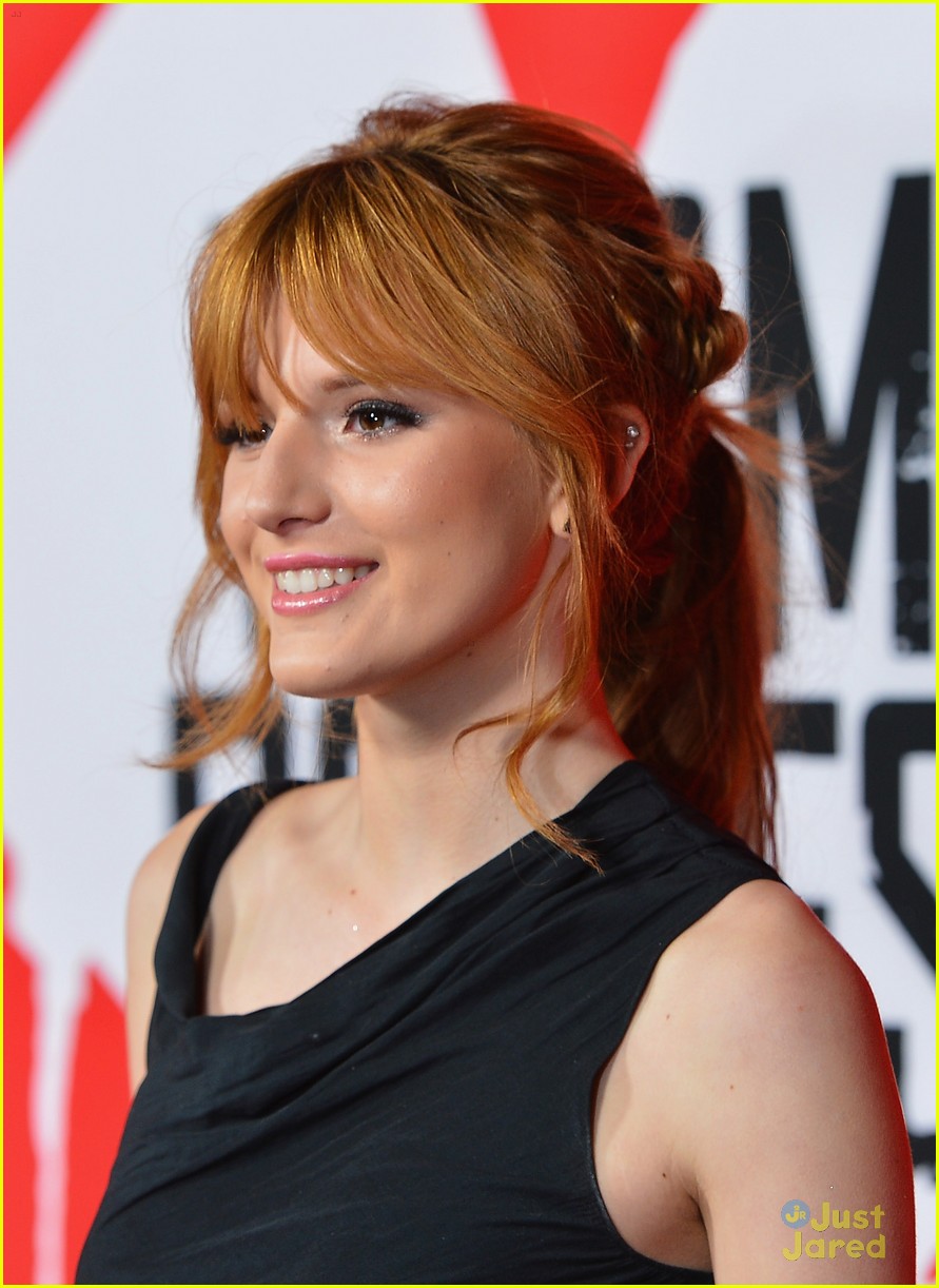 Bella Thorne: 'Warm Bodies' Premiere