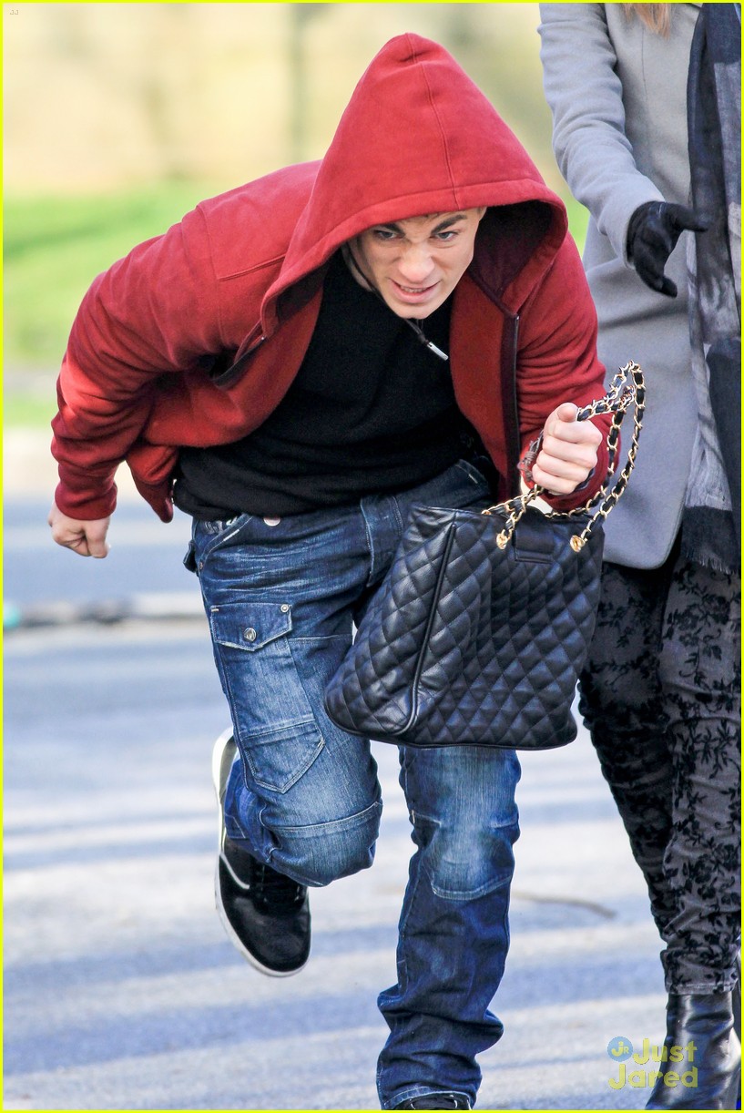 Colton Haynes Swipes Willa Holland's Purse on 'Arrow' Set