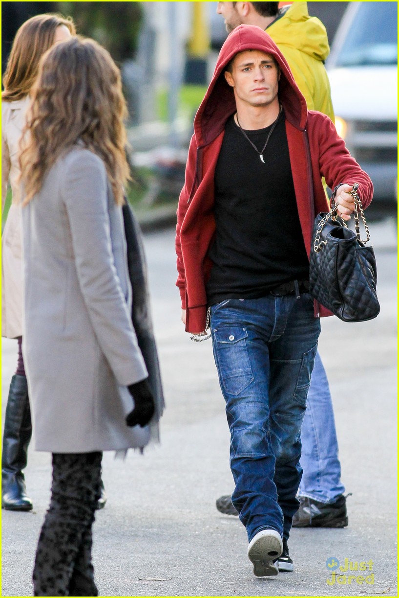 Colton Haynes Swipes Willa Holland's Purse on 'Arrow' Set