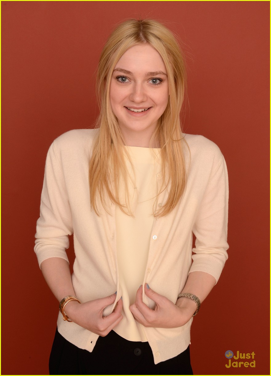 Dakota Fanning & Elizabeth Olsen: 'Very Good Girls' Portraits at Sundance 2013