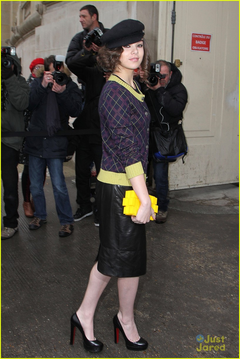 Hailee Steinfeld: Chanel Show at Paris Fashion Week
