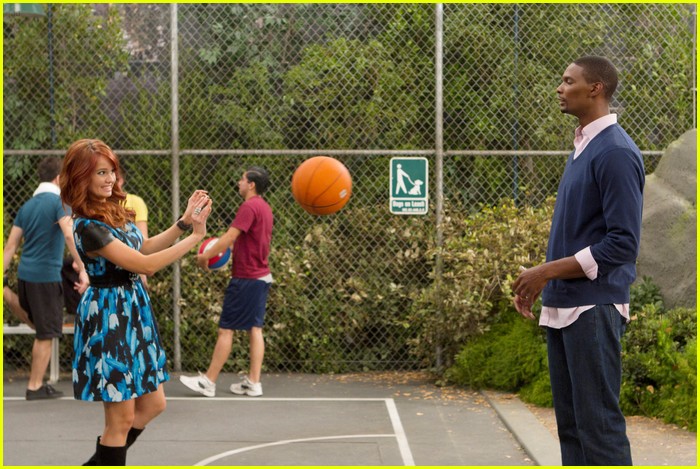 Chris Bosh Guest Stars on 'Jessie'