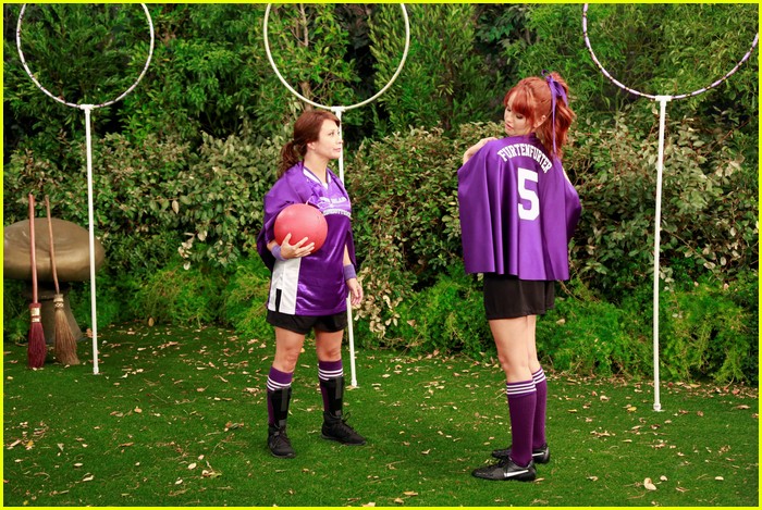 Debby Ryan & Karan Brar: New 'Jessie' This Friday!