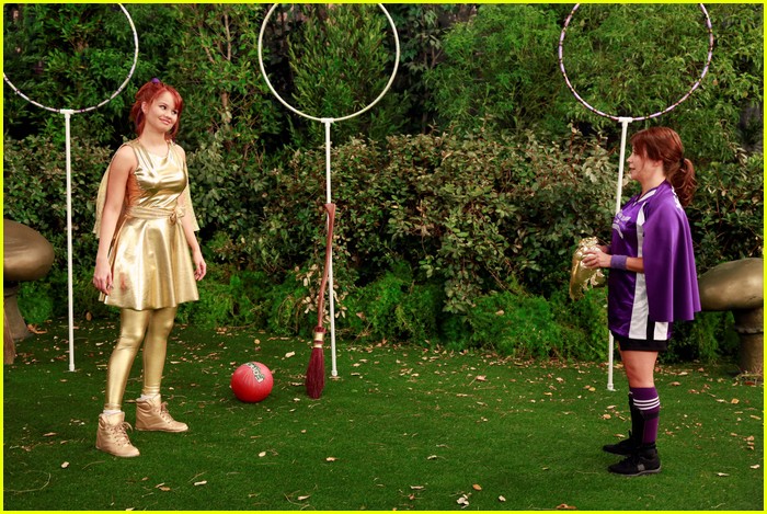 Debby Ryan & Karan Brar: New 'Jessie' This Friday!