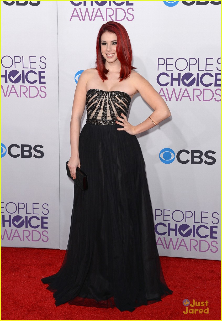 Jillian Rose Reed & Beau Mirchoff: 'Awkward' Wins at People's Choice Awards 2013!