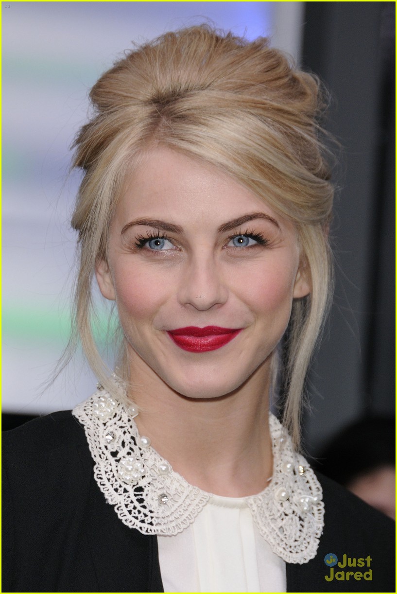 Julianne Hough: 'Safe Haven' Premiere in Toronto