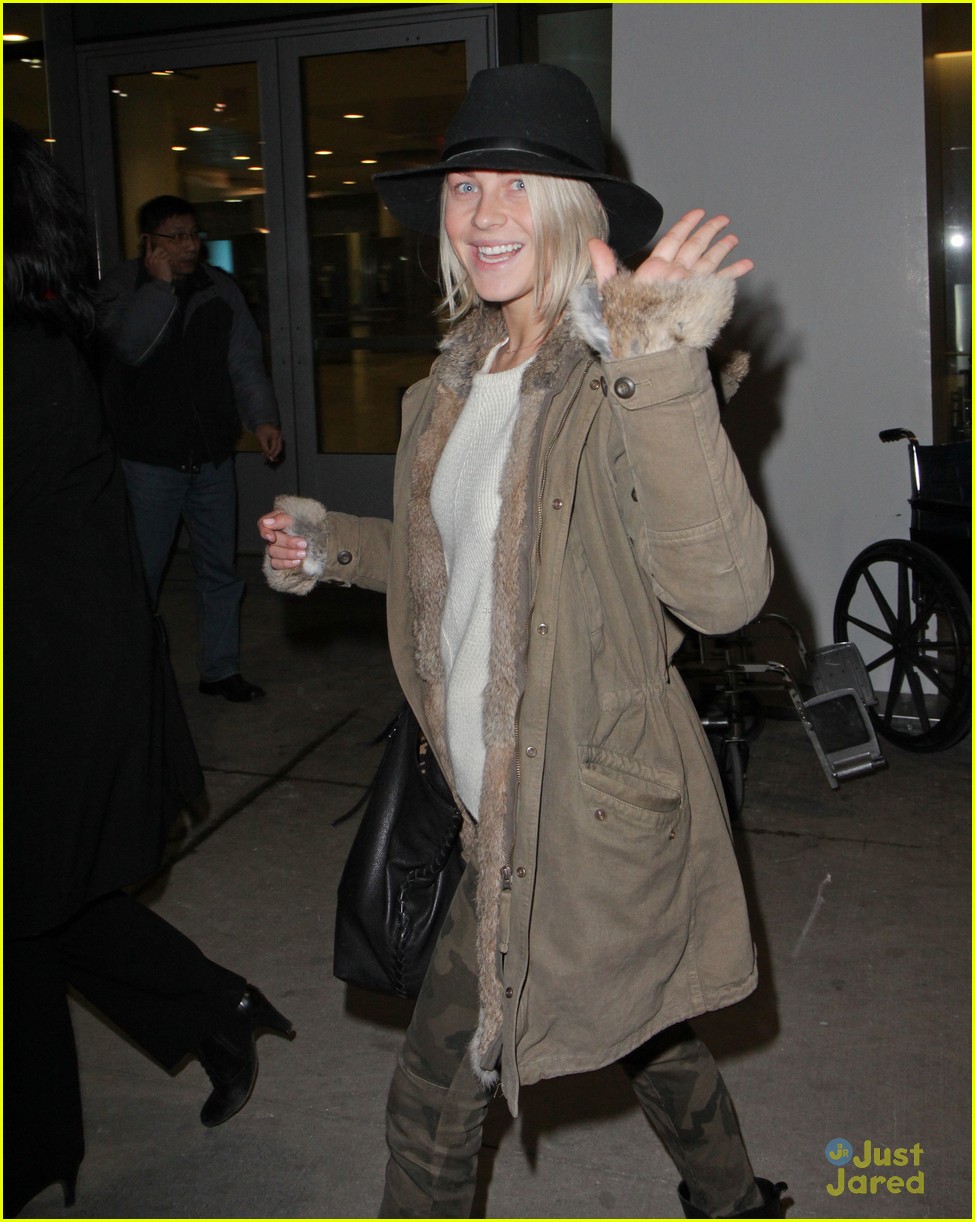 Julianne Hough: 'Safe Haven' in Toronto