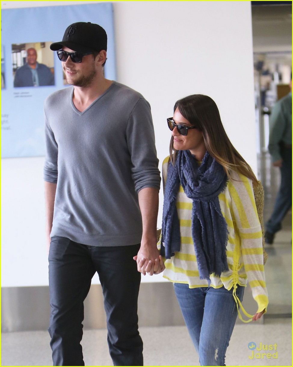 Lea Michele & Cory Monteith: Holding Hands After Hawaii Vacation