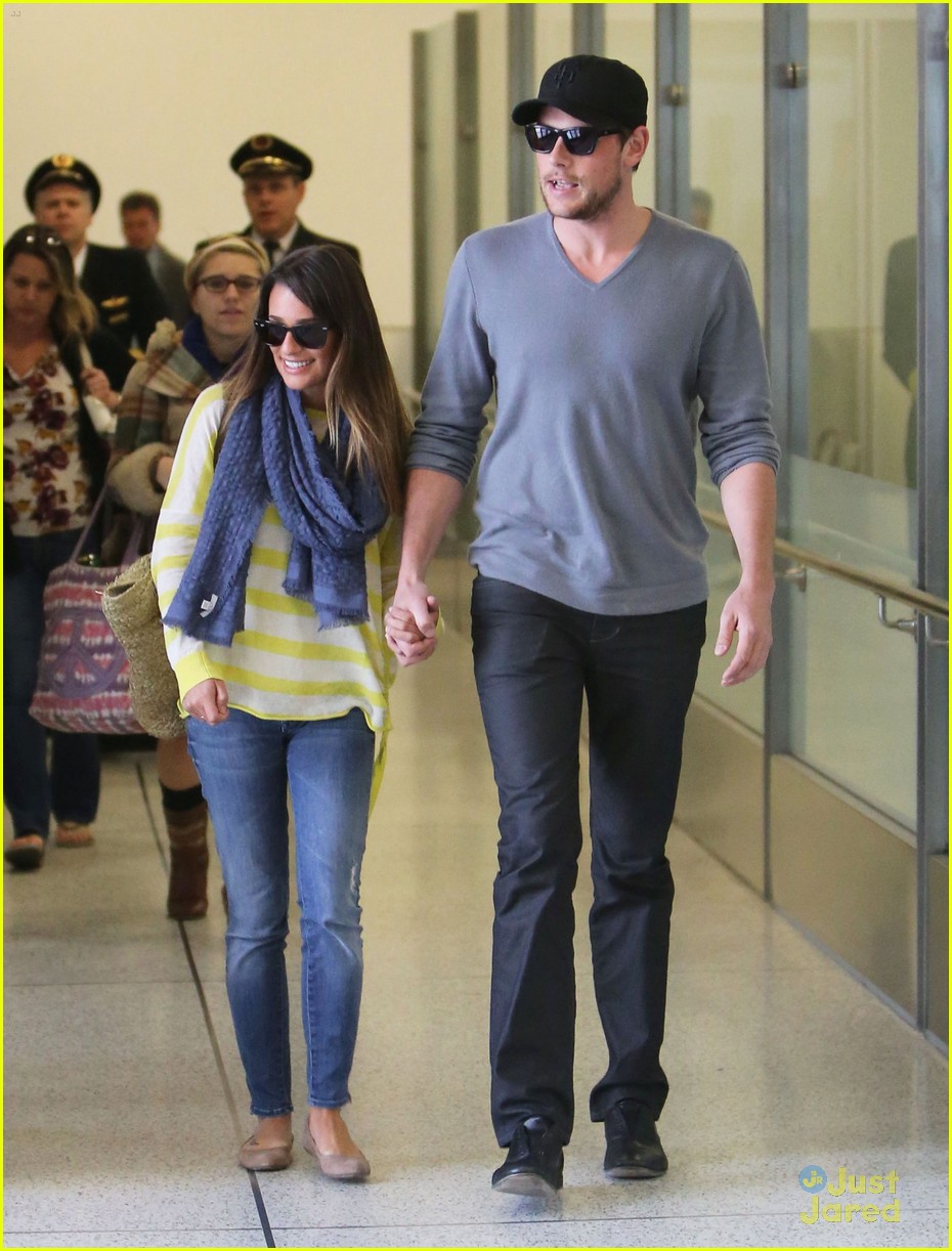 Lea Michele & Cory Monteith: Holding Hands After Hawaii Vacation