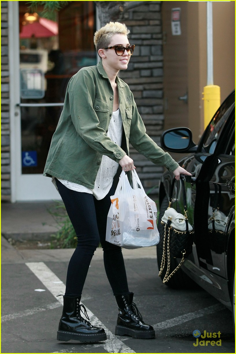 Miley Cyrus: Sharky's Take Out