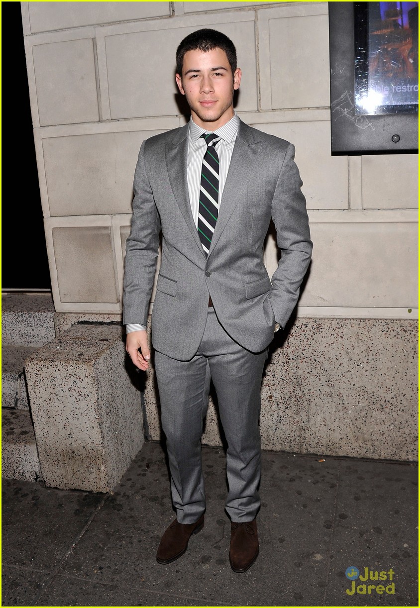 Nick Jonas: 'Cat On a Hot Tin Roof' Opening Night