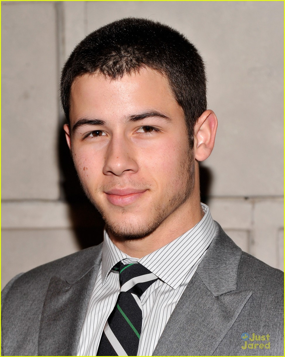 Nick Jonas: 'Cat On a Hot Tin Roof' Opening Night