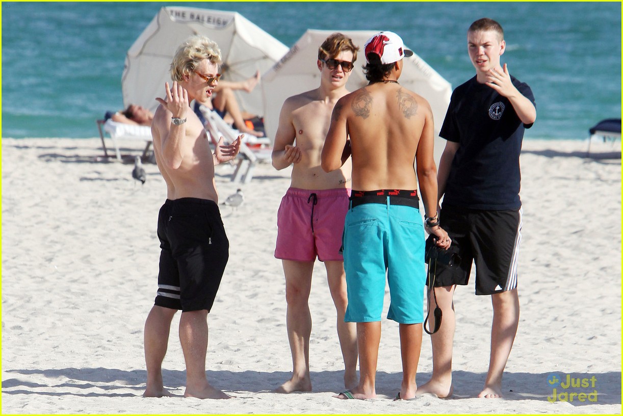Will Poulter: 'Plastic' Filming In Miami