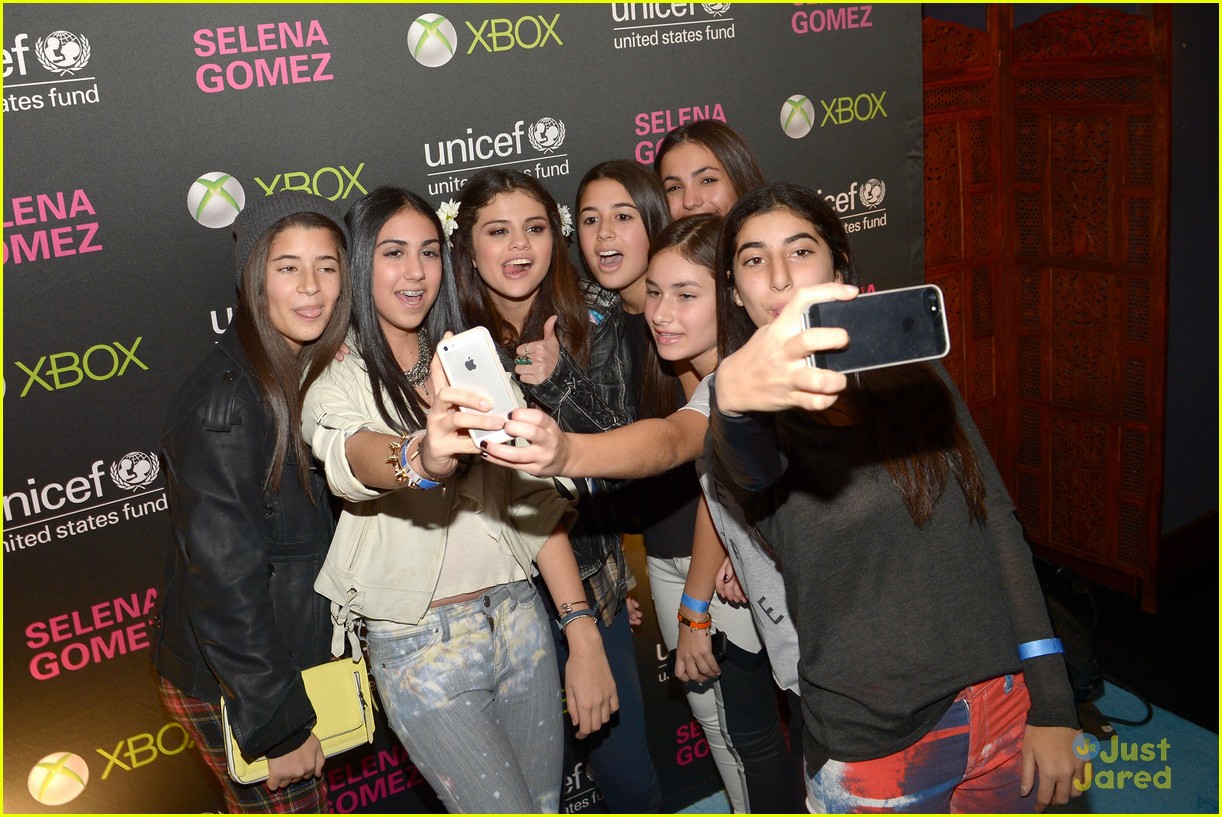 Selena Gomez & Bridgit Mendler: UNICEF Concert Pics!