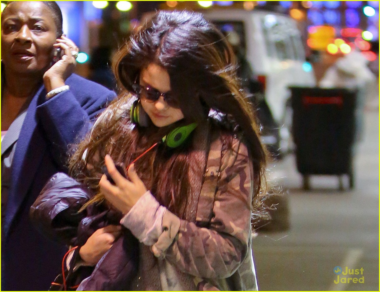 Selena Gomez: LAX Lady