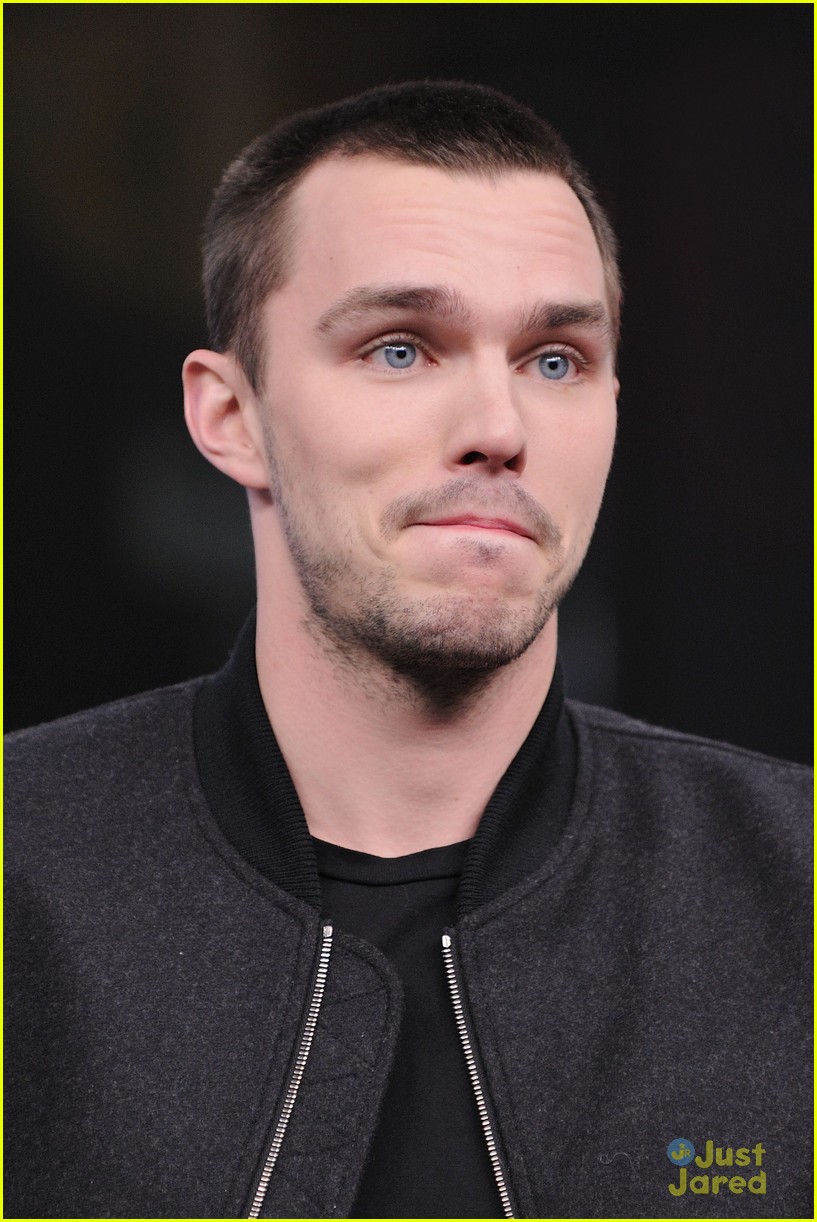Teresa Palmer & Nicholas Hoult: 'Warm Bodies' Promo on N.M.L.