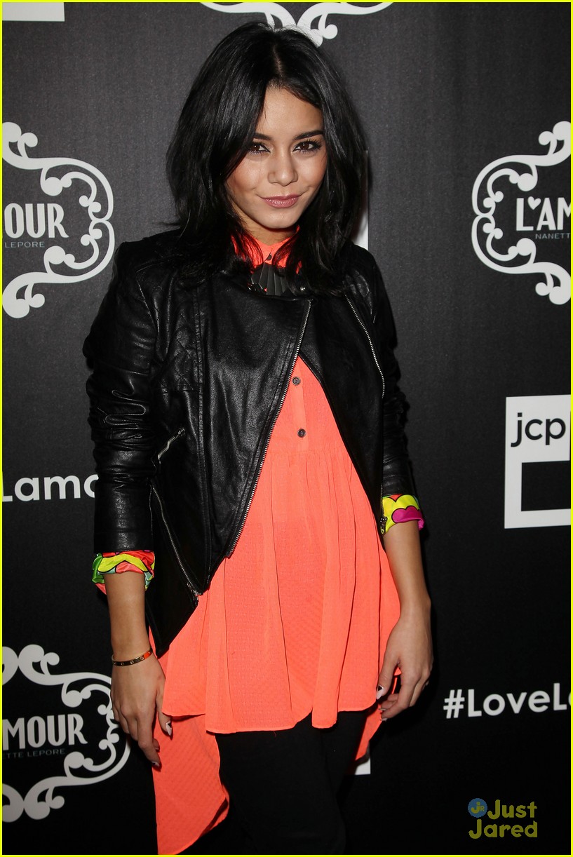 Vanessa Hudgens: New Short Hair at L'Amour Launch!