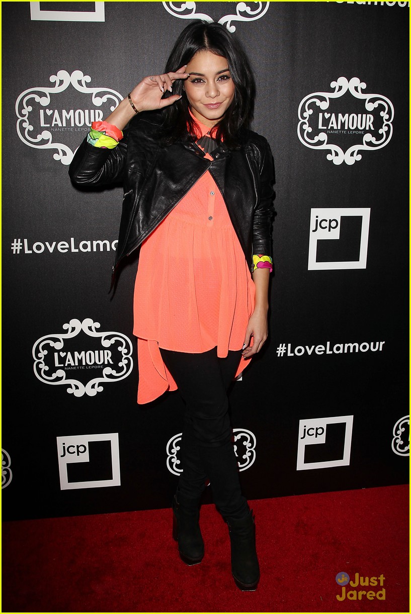 Vanessa Hudgens: New Short Hair at L'Amour Launch!