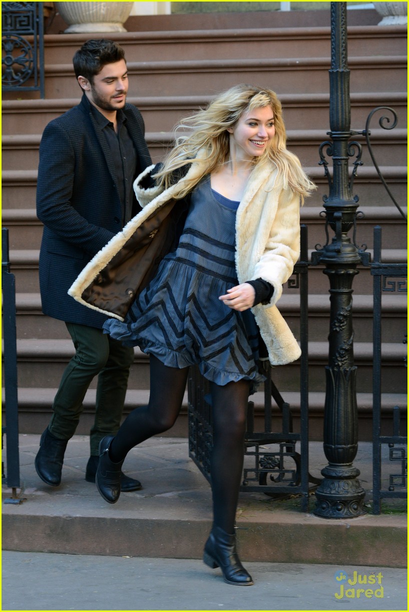 Zac Efron & Imogen Poots: Kiss Kiss in Gramercy Park