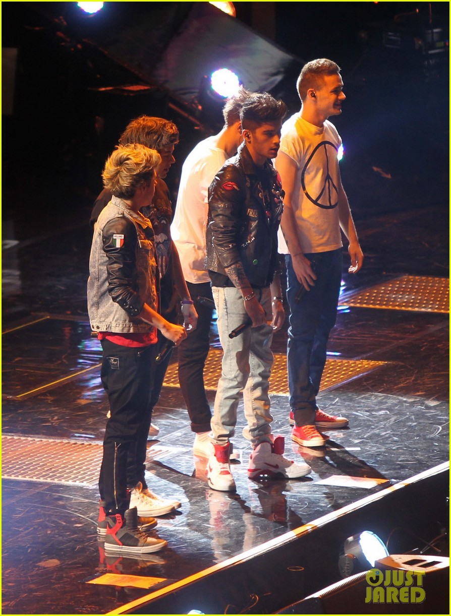 One Direction: O2 Arena Performance!