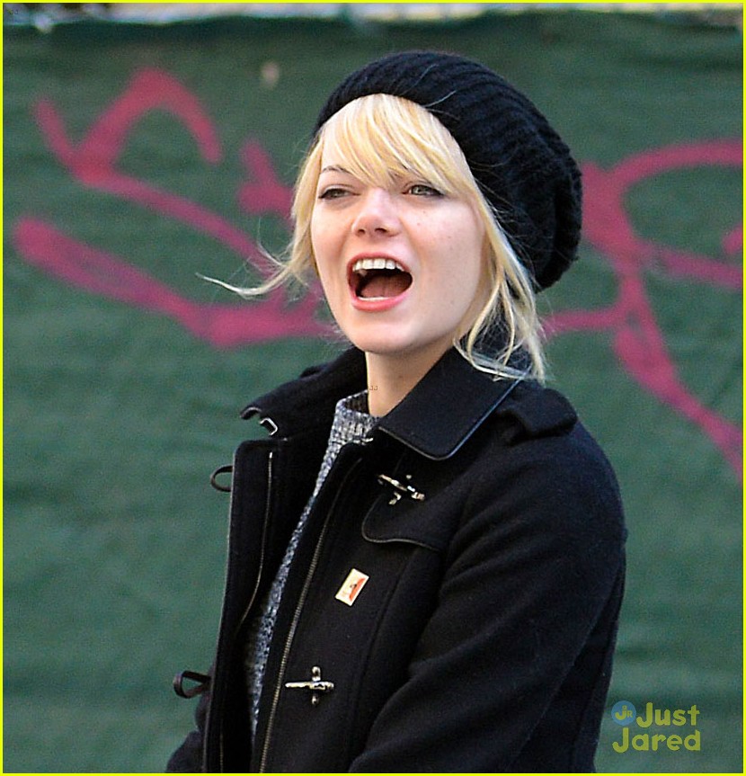 Emma Stone & Andrew Garfield: NYC Breakfast Date!
