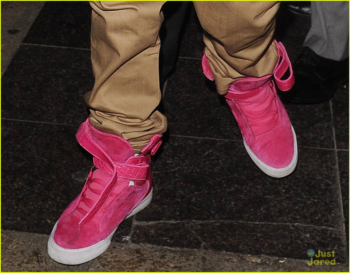 Justin Bieber Announces New Single 'Right Here' With Drake