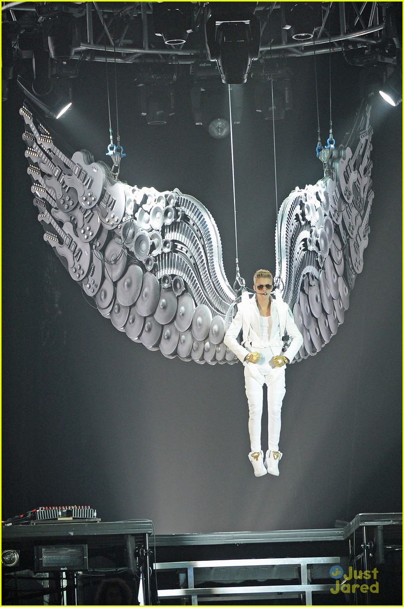 Justin Bieber: Manchester Concert Pics!