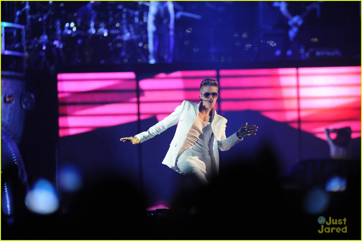 Justin Bieber: Manchester Concert Pics!
