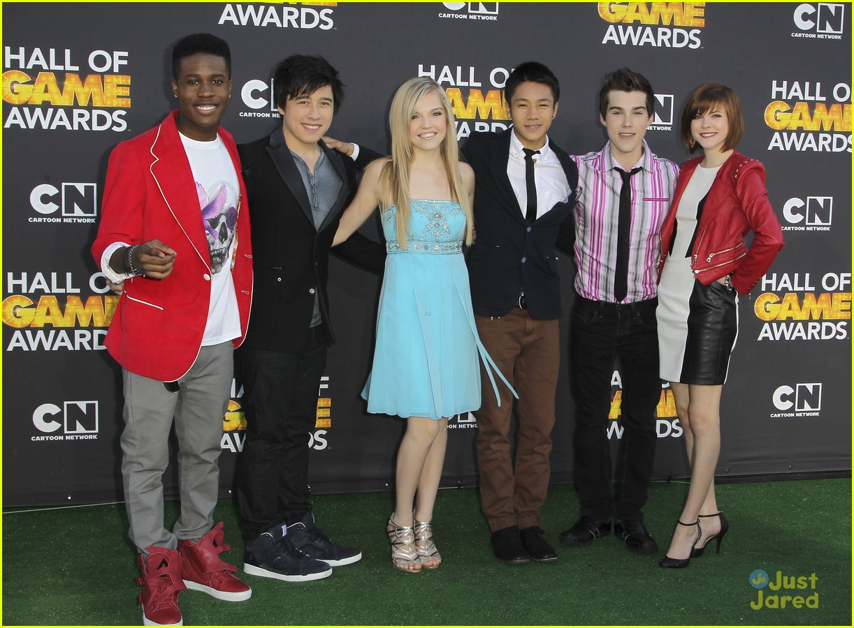 Big Time Rush 'Levels Up' at Hall of Game Awards 2013