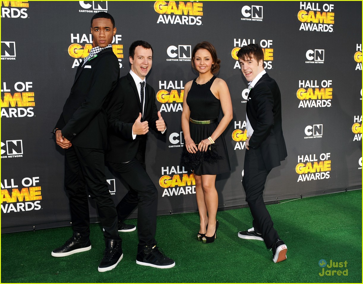 Big Time Rush 'Levels Up' at Hall of Game Awards 2013