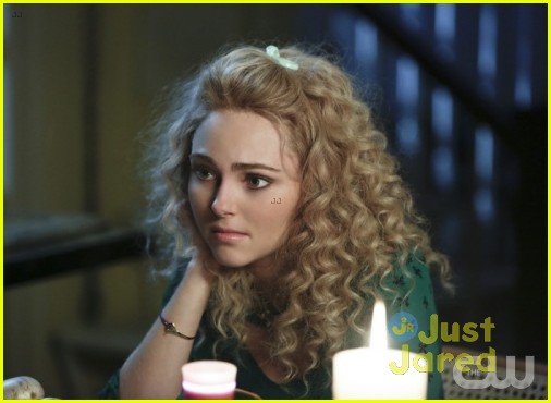 JJJ Sits Down With 'The Carrie Diaries' Cast!