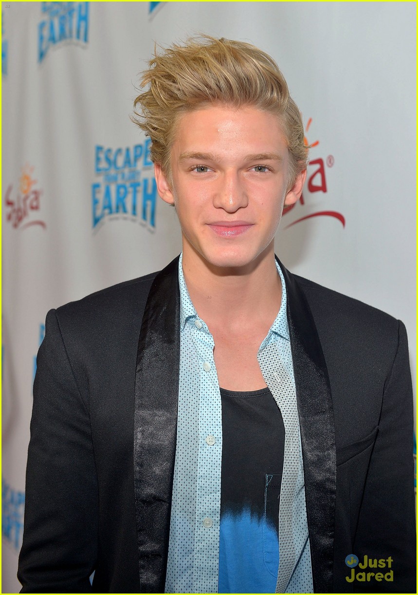 Cody Simpson: 'Shine Supernova' -- LISTEN NOW