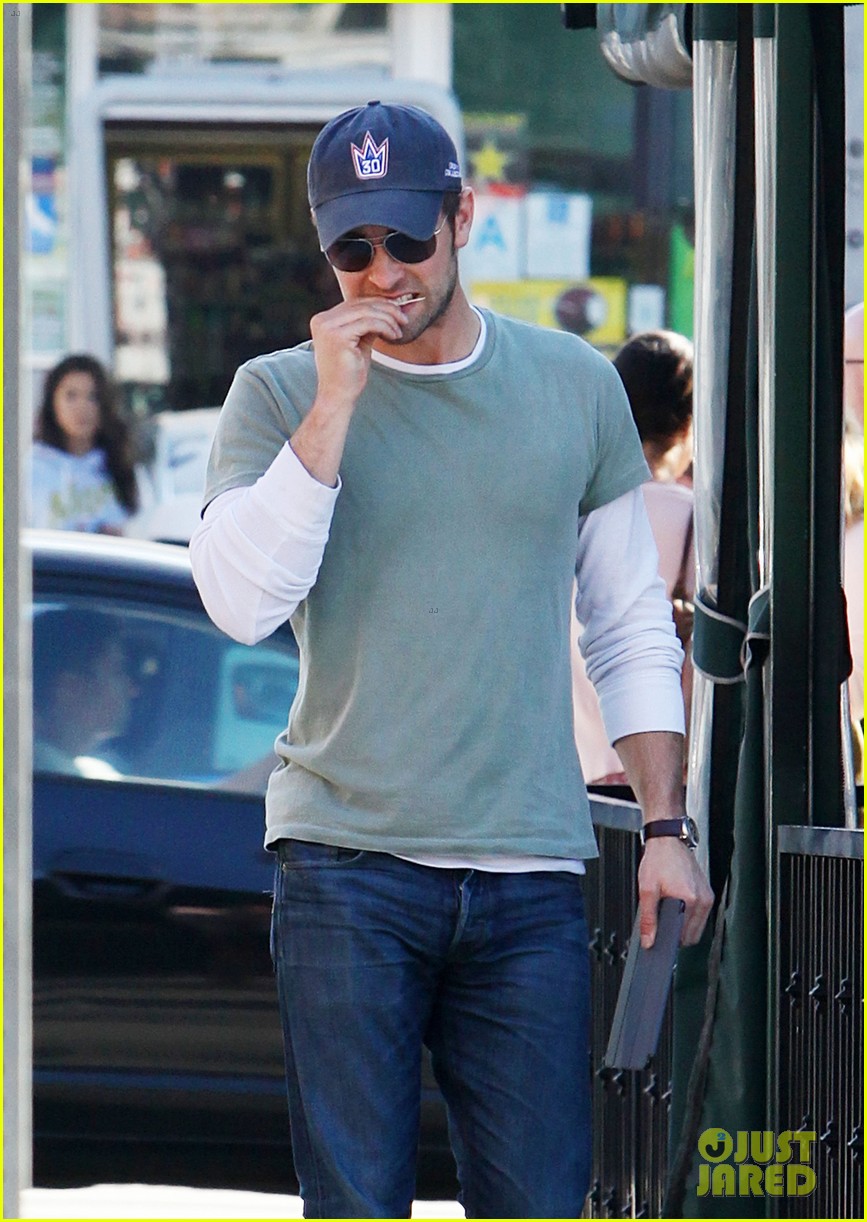 Chace Crawford: Solo Valentine's Day Lunch