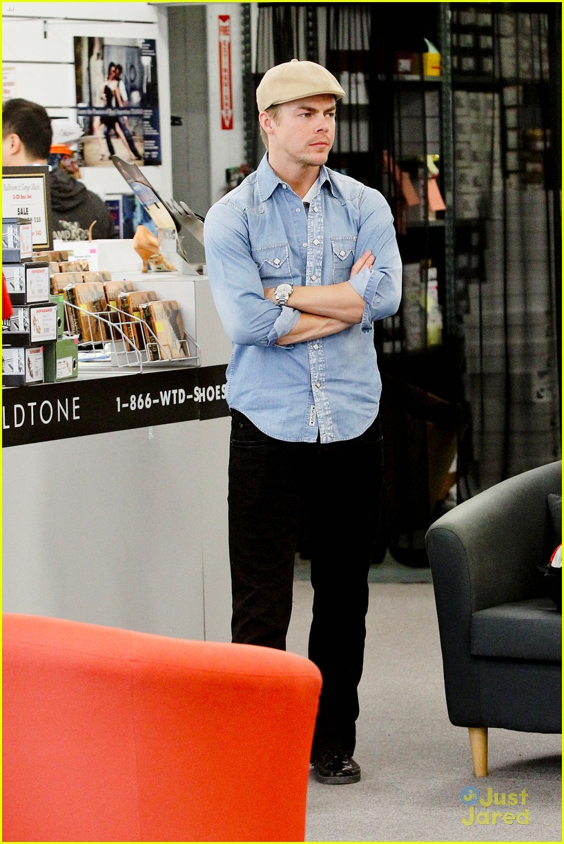 Derek Hough: Dance Shoe Shopping